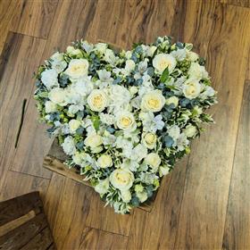 fwthumbCream & White Heart.jpg